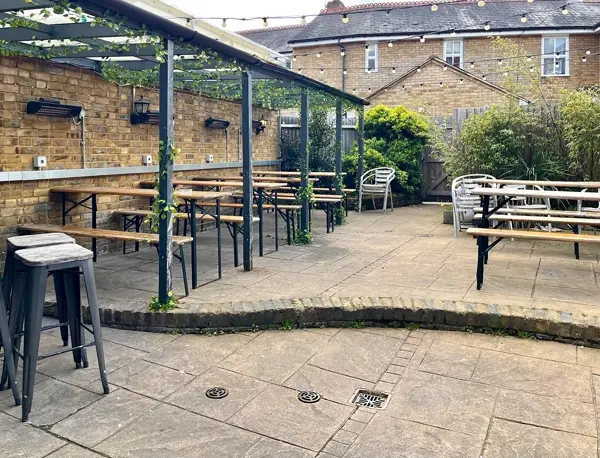 Hogarth: photo 7 of 10